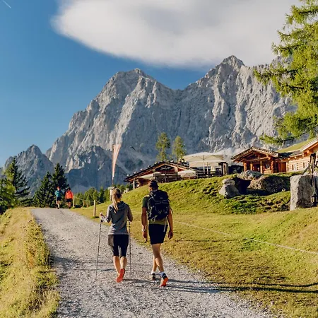 Chalet Brandhof - Am Berg *